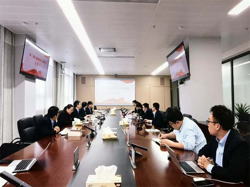 榆北煤業(yè)：強(qiáng)隊(duì)伍 助發(fā)展 這個“卓越黨務(wù)人才孵化”不簡單.jpg